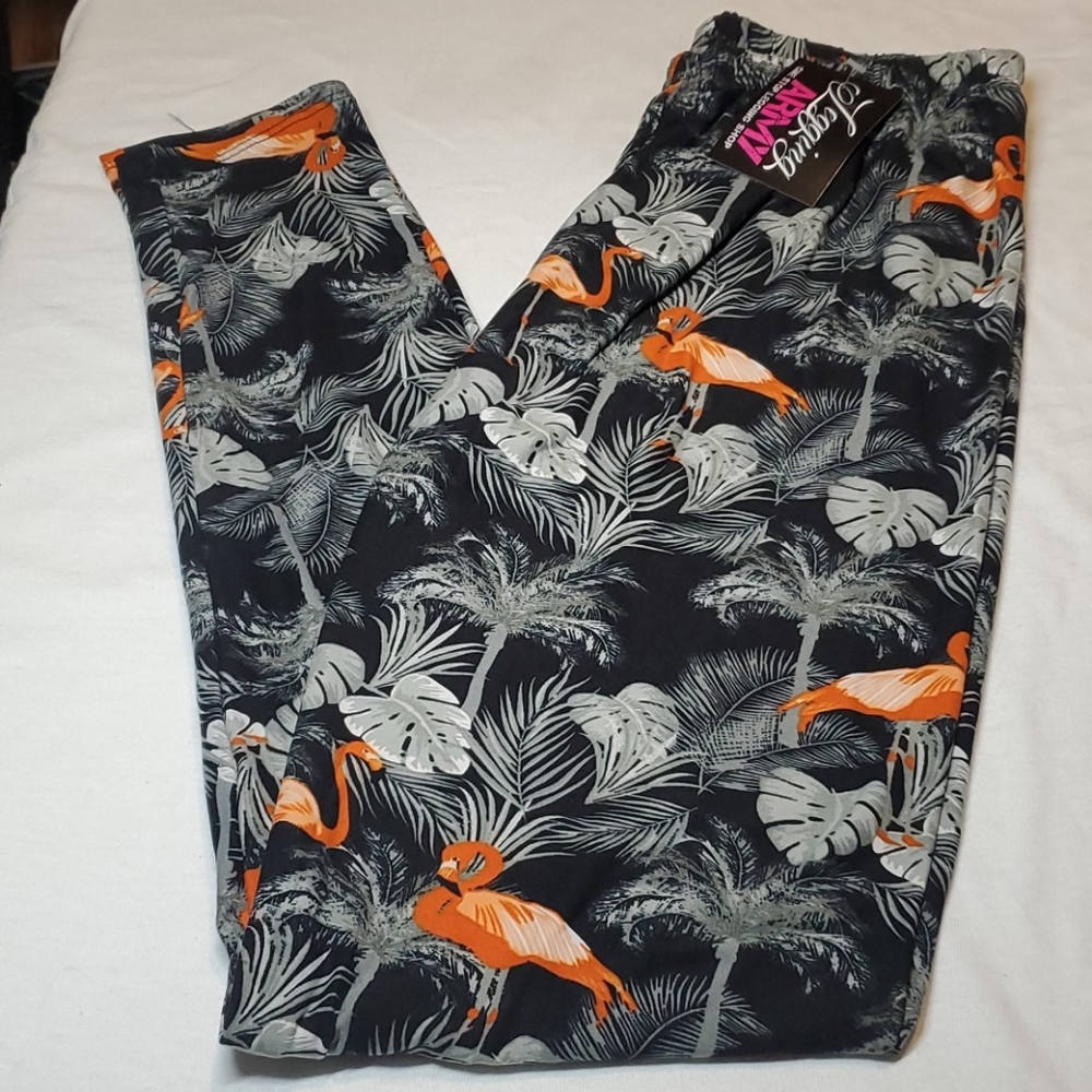 🆕️ Legging Army Flamingos & Palm Trees Leggings